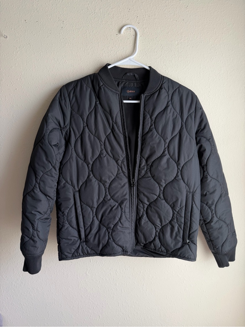 Quince womens Quilted Bomber Jacket - Black